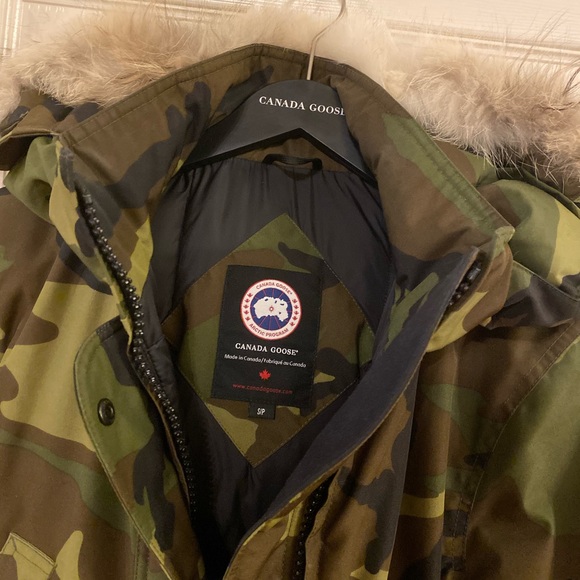 Canada Goose Trillium Parka/sold - Picture 3 of 6